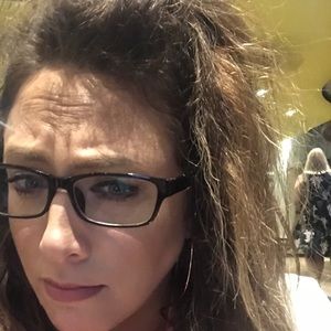 Meet your Posher, Jill